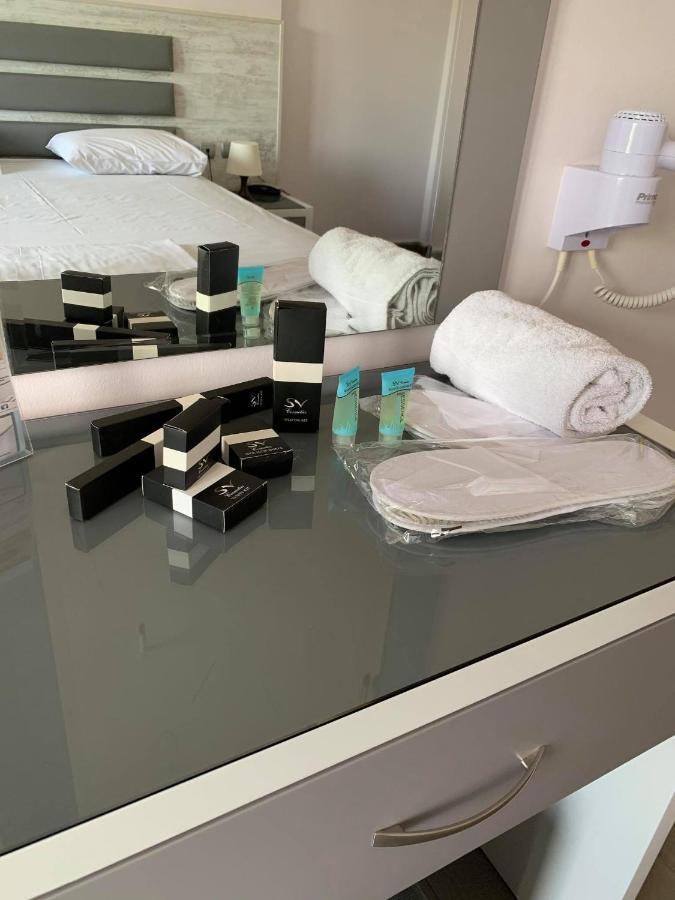 Αφροδίτη Hotel Neon Rysion Ngoại thất bức ảnh