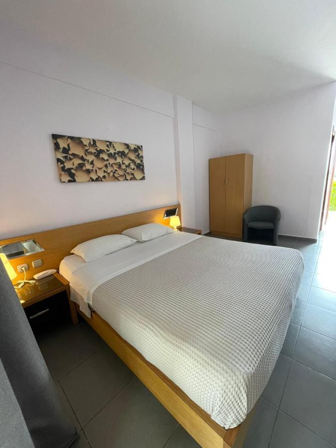 Αφροδίτη Hotel Neon Rysion Ngoại thất bức ảnh